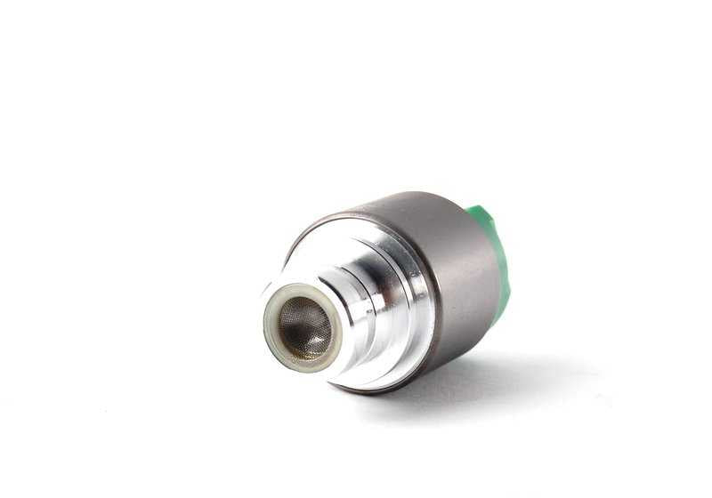 Válvula solenoide OEM 24341423368 para BMW E46, E39, E38, E85. Pieza original BMW compatible con modelos con caja de cambios automática A5S325Z. Repuesto original BMW.