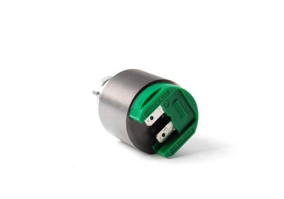 Válvula solenoide OEM 24341423368 para BMW E46, E39, E38, E85. Pieza original BMW compatible con modelos con caja de cambios automática A5S325Z. Repuesto original BMW.