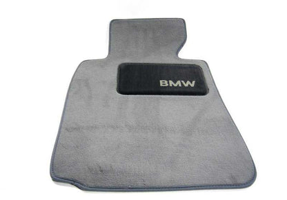 Alfombrillas de velours delanteras y traseras OEM 51478204020 para BMW Serie 5 E39 Berlina y Touring. Original BMW.