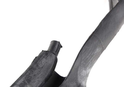 Junta izquierda OEM 51711970501 para BMW E31 {840Ci, 840i, 850CSi}. Original BMW.