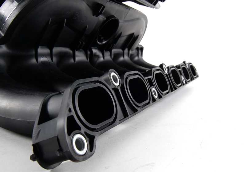 Tubo de admisión OEM 11617559523 para BMW E81, E82, E87, E88, E90, E91, E92, E93, E60, E61, E63, E64, E65, E66, E84, E83, E70, E85, E86, E89. Original BMW.