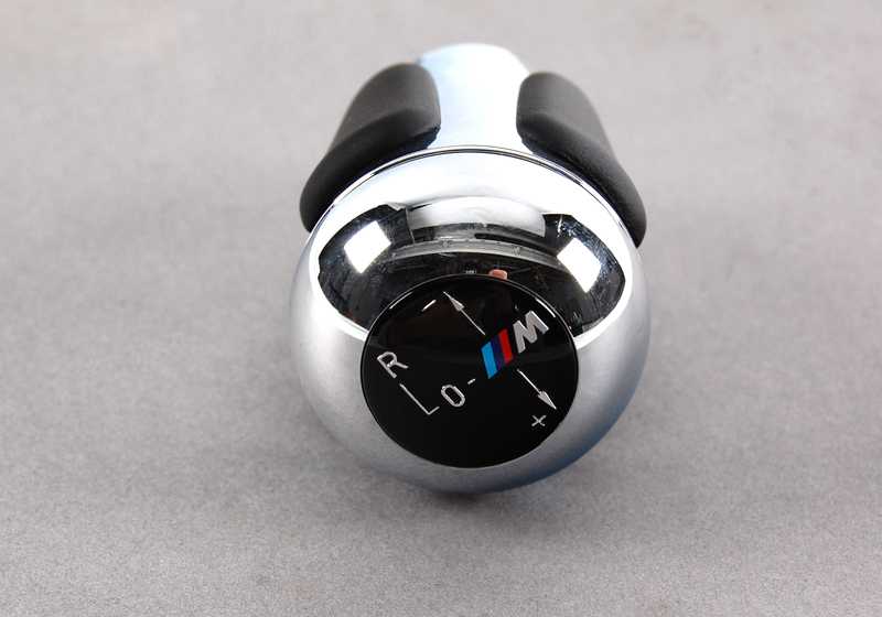 Lederwechselknopf für BMW E46 (OEM 25162282210). Original BMW