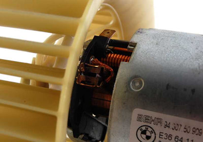 Ventilador calefacción habitáculo OEM 64118390208 para BMW E36. Original BMW.