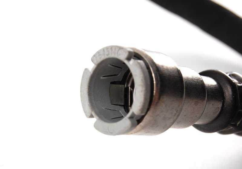 Tubería de retorno del radiador de aceite OEM 17227577623 para BMW E46. Original BMW.