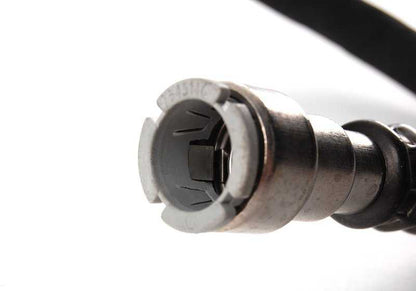 Tubería de retorno del radiador de aceite OEM 17227577623 para BMW E46. Original BMW.