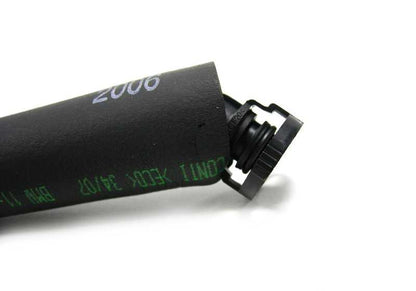 OEM 11157532628 Tube de ventilation du moteur pour BMW X5 E53 3.0i avec moteur M54. Compatible avec les modèles fabriqués entre 2000 et 2006. BMW original.