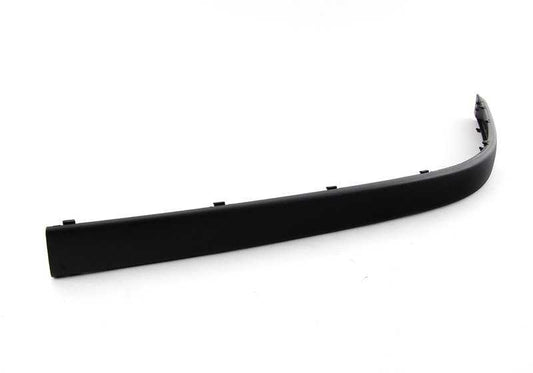 Moldura paragolpes delantera derecha OEM 51118159352 para BMW E39 520d, 520i. Compatible con modelos fabricados entre 1996 y 2003. Original BMW.