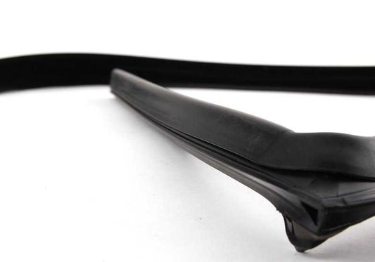 Guía cristal trasera izquierda OEM 51348213983 para BMW Serie 3 E36 (316i, 318i). Original BMW.