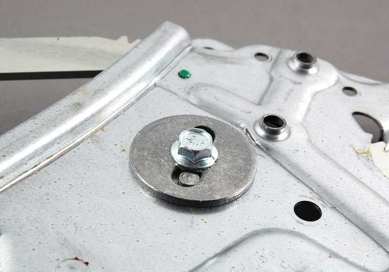 ELEVALUNAS ELÉCTRICO DELANTERO BMW E36. Original BMW