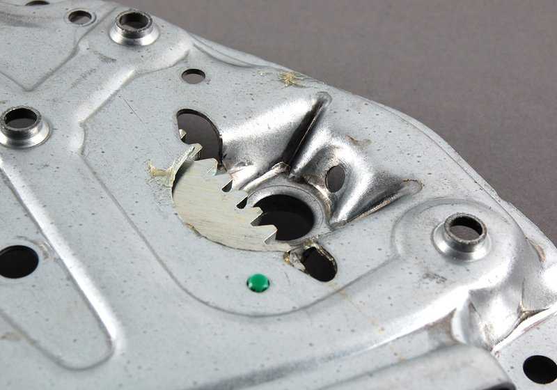 ELEVALUNAS ELÉCTRICO DELANTERO BMW E36. Original BMW