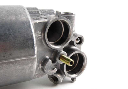 Filtro de aceite sin conexión a radiador de aceite OEM 11427511169 para BMW E39, E32, E38, E31, E53, E52. Original BMW.