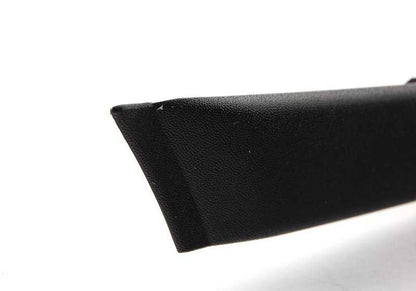Moldura parachoques trasero izquierdo OEM 51128159377 para BMW E39 {520d, 520i, 523i en todas sus variantes}. Original BMW.
