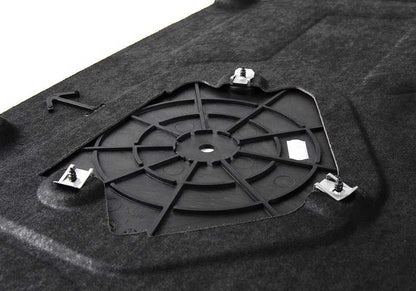 Cubrecárter central OEM 51757138612 para BMW E60 y E61. Original BMW.