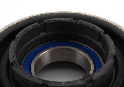 Soporte central de aluminio OEM 26127521856 para BMW E60, E60N, E61, E61N, E63, E63N, E64, E64N. Original BMW.