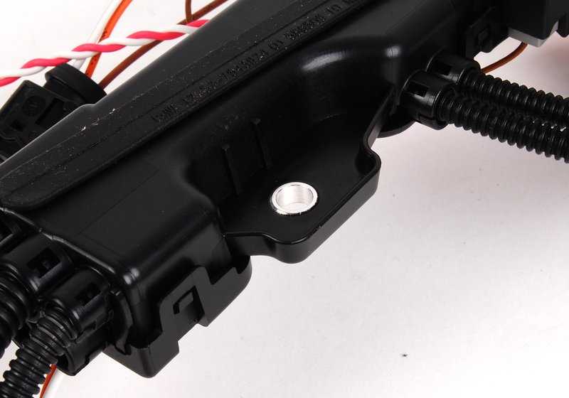 Cableado inyectores y encendido OEM 12517566507 para BMW E82, E88, E90, E91, E92, E93, Serie 1 y Serie 3 con motor N54. Original BMW.