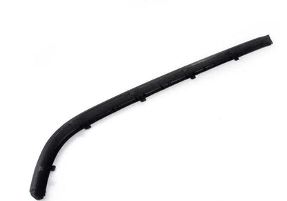 Moldura trasera derecha (parte del parachoques) OEM 51128183740 para BMW E39 520d, 520i, 523i. Original BMW.