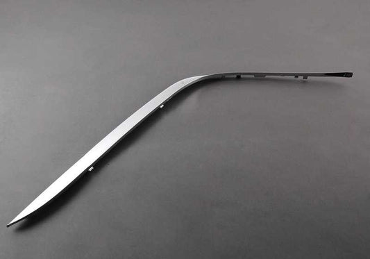 Embellecedor derecho OEM 51118125438 para BMW E38. Original BMW.