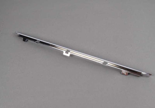 Capa para BMW Série 5 E39 (OEM 51118226557). BMW original