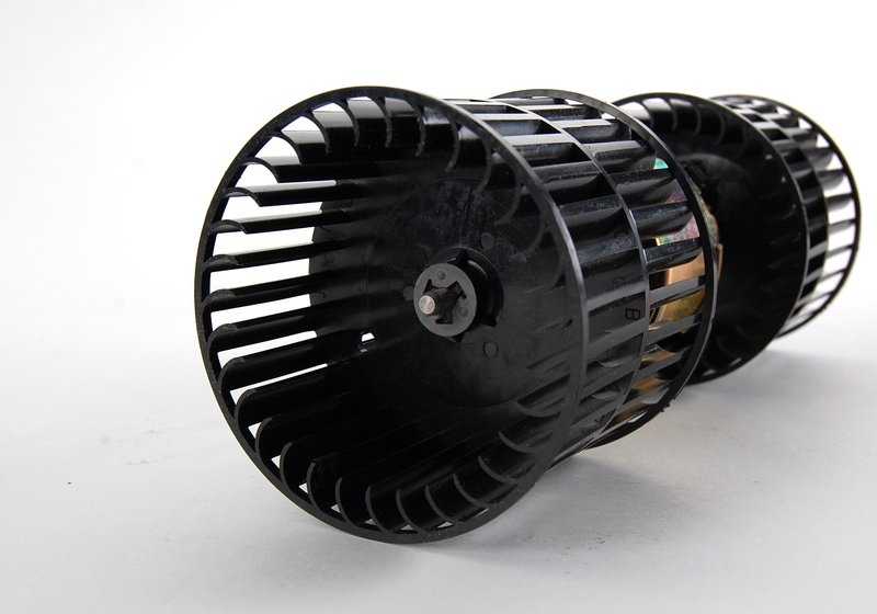 Ventilador para BMW E28 (OEM 64111386369). Original BMW.