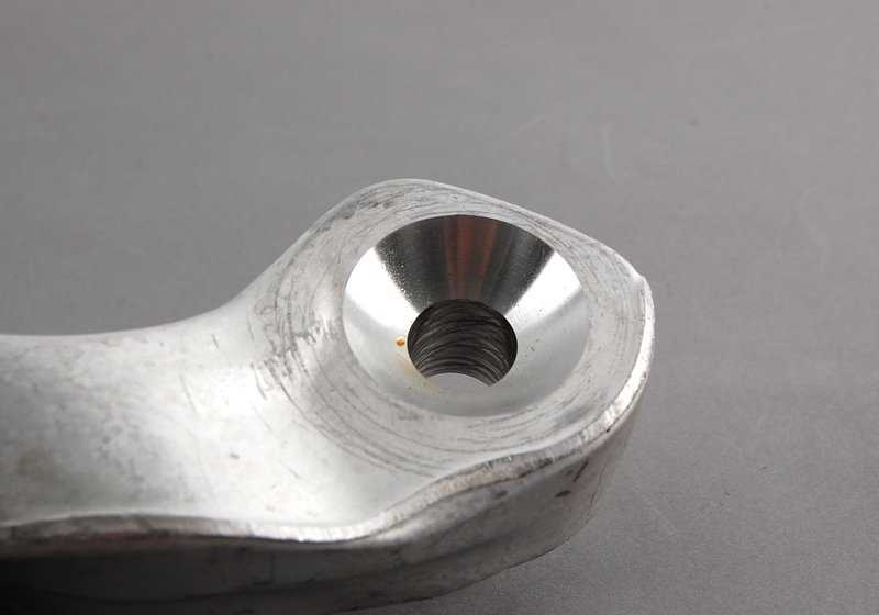 Connessione anteriore sinistra con silentblock OEM 31106770685 per BMW E60, E60N, E61, E61N. BMW originale.
