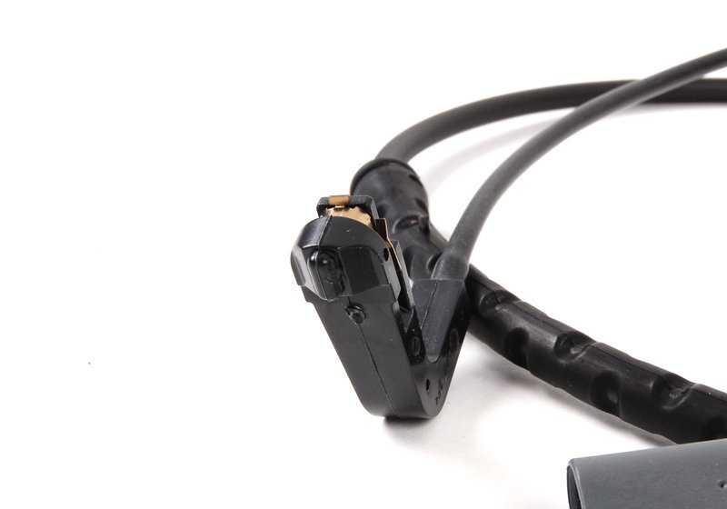 OEM brake wear sensor 34356789505 for BMW E70, E71, E72. Original BMW.