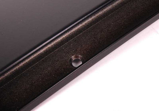 Izquierdo arrière d'embellissement OEM 51348181371 pour BMW E34. BMW d'origine.