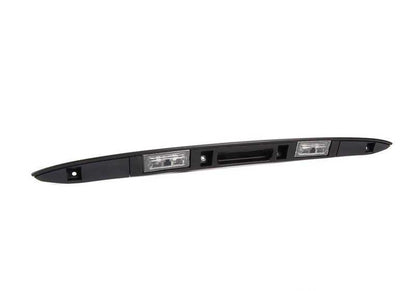 Moldura interior trasera derecha cromada OEM 51228243376 para BMW E38. Original BMW.