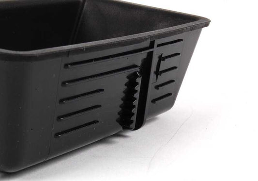 Vorderkompartiment für BMW E65, E66 (OEM 51167022797). Original BMW