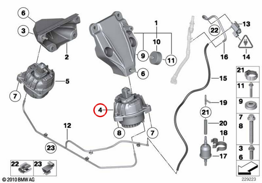 Supporto motore a destra OEM 2211685126 per BMW F10, F11. BMW originale.
