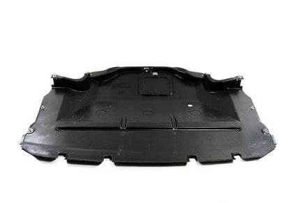 Schutz des vorderen Motorraums für die BMW 5 E39 -Serie (OEM 51718159981). Original BMW.