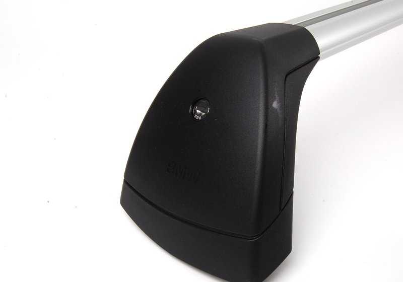 OEM roof bars 82712150092 for BMW F10 and F10N. Compatible with holders, carriers and chests. Anti -theft system included. Original BMW.