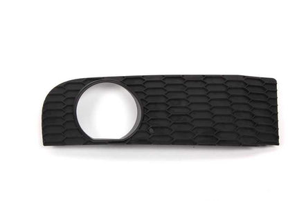 Moldura izquierda para faro antiniebla OEM 51113414311 para BMW E83. Original BMW.