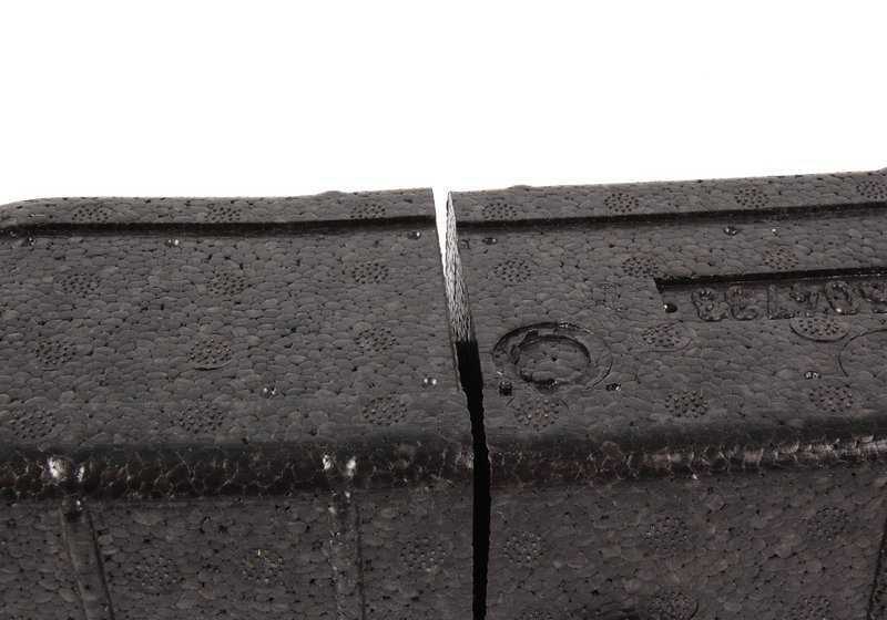 Schaumstoffstück für die hintere Stoßfänger für BMW E46 (OEM 51127894993). Original BMW