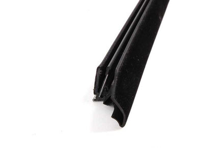 Moldura interior trasera derecha cromada OEM 51228243376 para BMW E38. Original BMW.