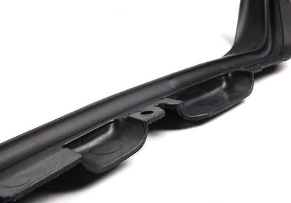 Junta de faro al capó derecha OEM 63128386712 para BMW E53. Original BMW.