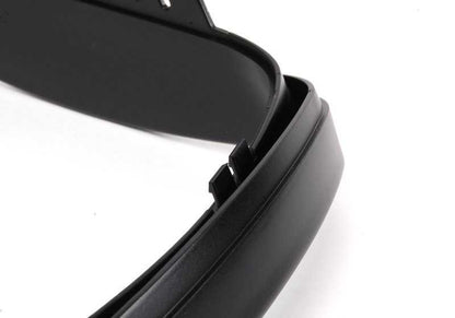 OEM 51167002319 Bague de rétention gauche pour BMW X5 E53 dans la couleur de Glanzschwarz. BMW d'origine.