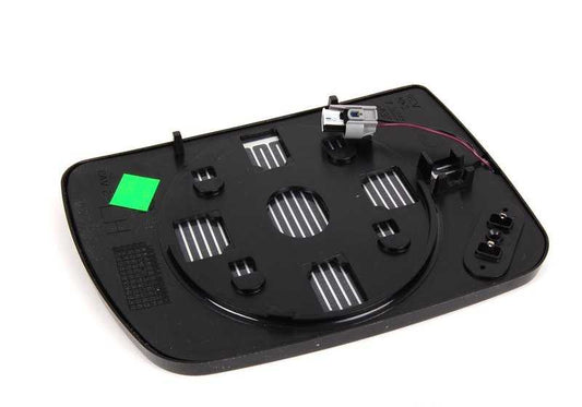 Heated wide angle left mirror glass for BMW E53 (OEM 51167039595). Original BMW.