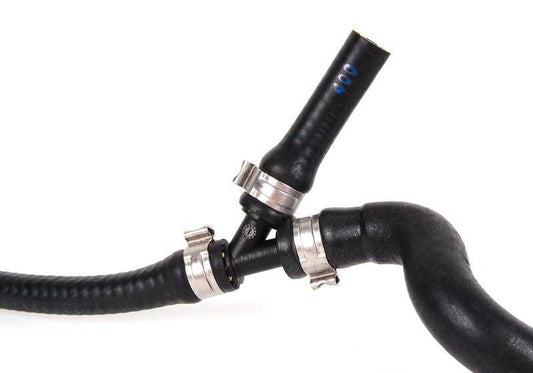 Tubo di ventilazione OEM 17127508013 per BMW E65 ed E66. BMW originale.