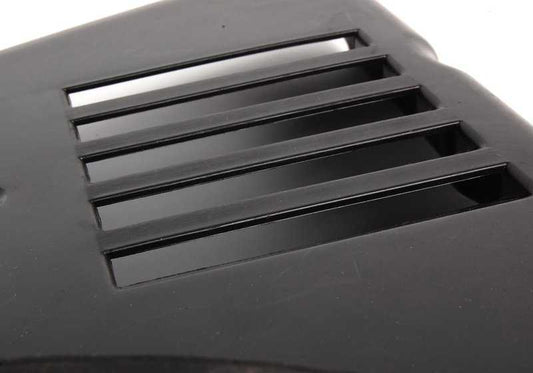 Cubierta inferior derecha OEM 51717896608 para BMW Serie 5 E60, E60 LCI, E61, E61 LCI. Original BMW.