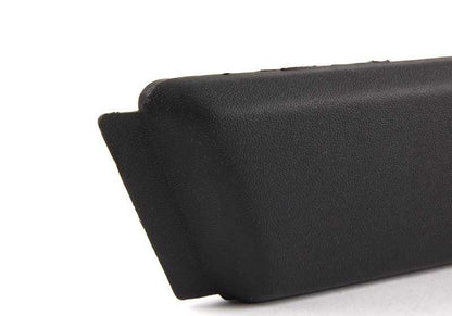 Moldagem lateral direita OEM 51118148816 para BMW E34 518i, 518G. Compatível com modelos produzidos entre 1989 e 1996. BMW de substituição original.