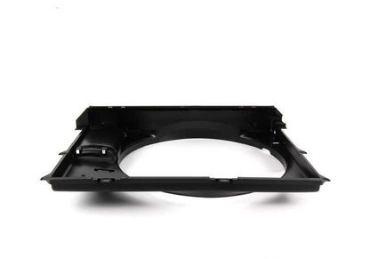 Soporte del ventilador (carcasa) OEM 17101440252 para BMW E39, E38, E31 y E52. Pieza original BMW.