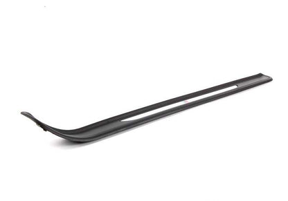 Embellecedor de entrada derecho OEM 51478046478 para BMW E92 y E93. Original BMW.