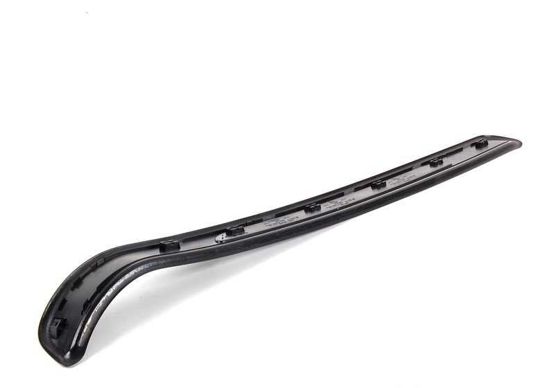 Embellecedor de entrada derecho OEM 51478046478 para BMW E92 y E93. Original BMW.