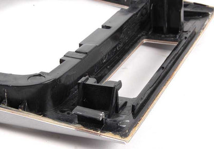 OM 51167052062 Aluminiumhalter -Fach für BMW E46. Original BMW Stück. Ideal, um die Lagerung des Fahrzeugs zu ersetzen oder innen Sie sie hinzu.