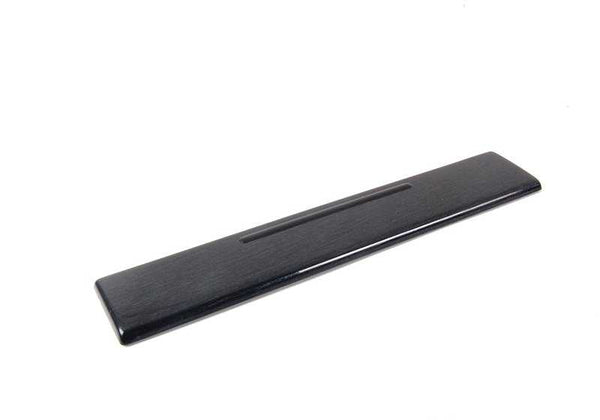 Embellecedor central salpicadero OEM 51458159740 para BMW E39 (520d, 520i) todos los modelos compatibles. Original BMW.