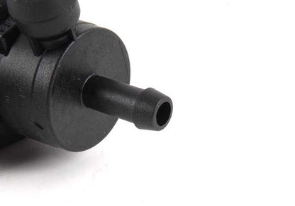 Válvula de ventilação do tanque para BMW Série 3 E36, E46, Série 5 E39, Série 7 E38, E65, E66, X5 E53, Z4 E85, Z8 E52 (OEM 13901433603). BMW originais.