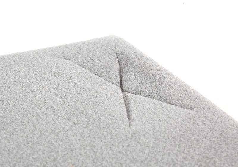 Tapa motor techo solar OEM 51448156368 para BMW E31. Color gris plata. Pieza interior original BMW.