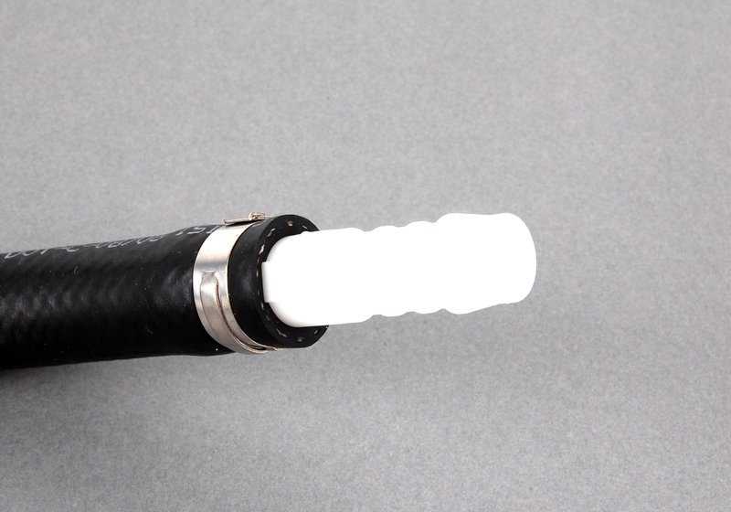 Tubo de vacío OEM 34302229060 para BMW E39. Pieza original BMW.