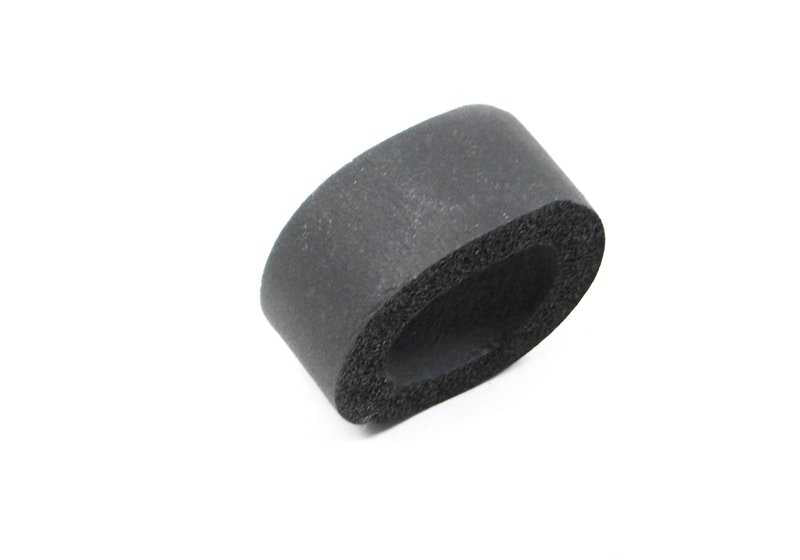 Tubo protector OEM 11731745265 para BMW E34 530i (M60) con cambio manual y automático. Compatible con versiones HE11, HE12, HE13, HE21, HE22, HE23, HK11, HK12, HK21, HK22. Original BMW.