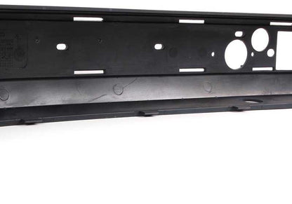 Revestimiento delantero OEM 51111953646 para BMW 316, 316i E30 (1983-1988). Original BMW.